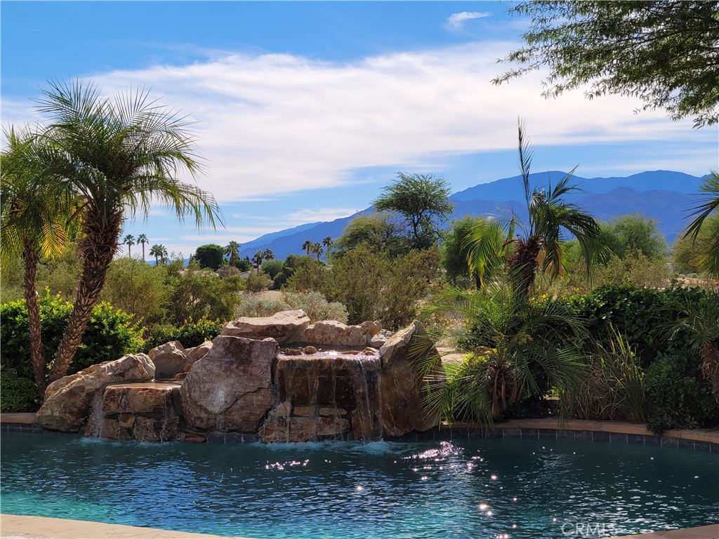 MLS #OC24249931 img 4