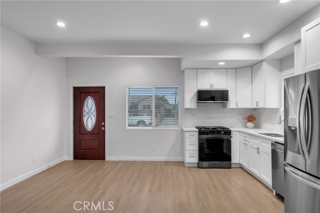 4032 Elsa Street, Lakewood CA: https://media.crmls.org/medias/ea0eb81e-62ea-47d4-b9d1-05291c9ac5bc.jpg