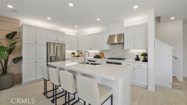 508 Checkerbloom Lane, Santa Paula CA: https://media.crmls.org/medias/ea0f2a13-6aa1-41e1-a475-634f3f50fea8.jpg
