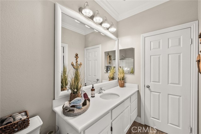 Detail Gallery Image 23 of 46 For 23799 Brookside Ct, Murrieta,  CA 92562 - 6 Beds | 3/1 Baths