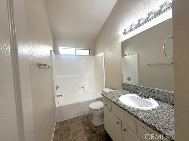 Detail Gallery Image 15 of 24 For 25077 Morning Dove Way, Moreno Valley,  CA 92551 - 4 Beds | 2/1 Baths
