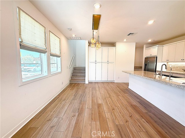 27078 Painted Sky Way, Valencia CA: https://media.crmls.org/medias/ea113c8e-f1e1-43d5-9743-51993995c6c8.jpg