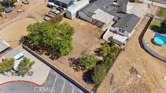 1049 2nd Street, Norco CA: https://media.crmls.org/medias/ea11dc25-124c-4ee6-8b2b-aaa6c159ad19.jpg