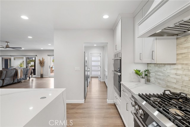 1031 E Andrews Drive, Long Beach CA: https://media.crmls.org/medias/ea11fc6f-ec55-42c0-95d8-fefab4346e57.jpg