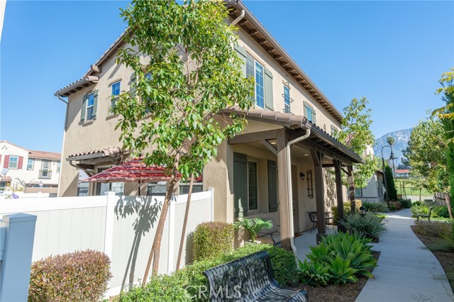 Detail Gallery Image 1 of 75 For 1620 Faldo Ct, Upland,  CA 91784 - 3 Beds | 2/1 Baths