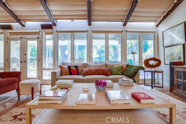 4 Saddlehorn Lane, Rolling Hills Estates, California 90274, 5 Bedrooms Bedrooms, ,4 BathroomsBathrooms,Residential,Sold,Saddlehorn,PV22070454