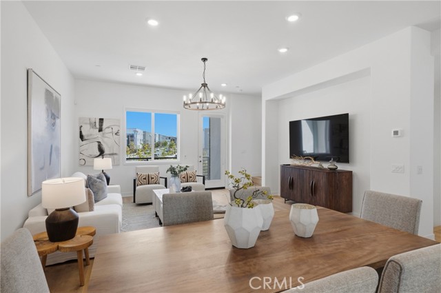 Detail Gallery Image 16 of 60 For 253 Sash, Irvine,  CA 92618 - 2 Beds | 2/1 Baths