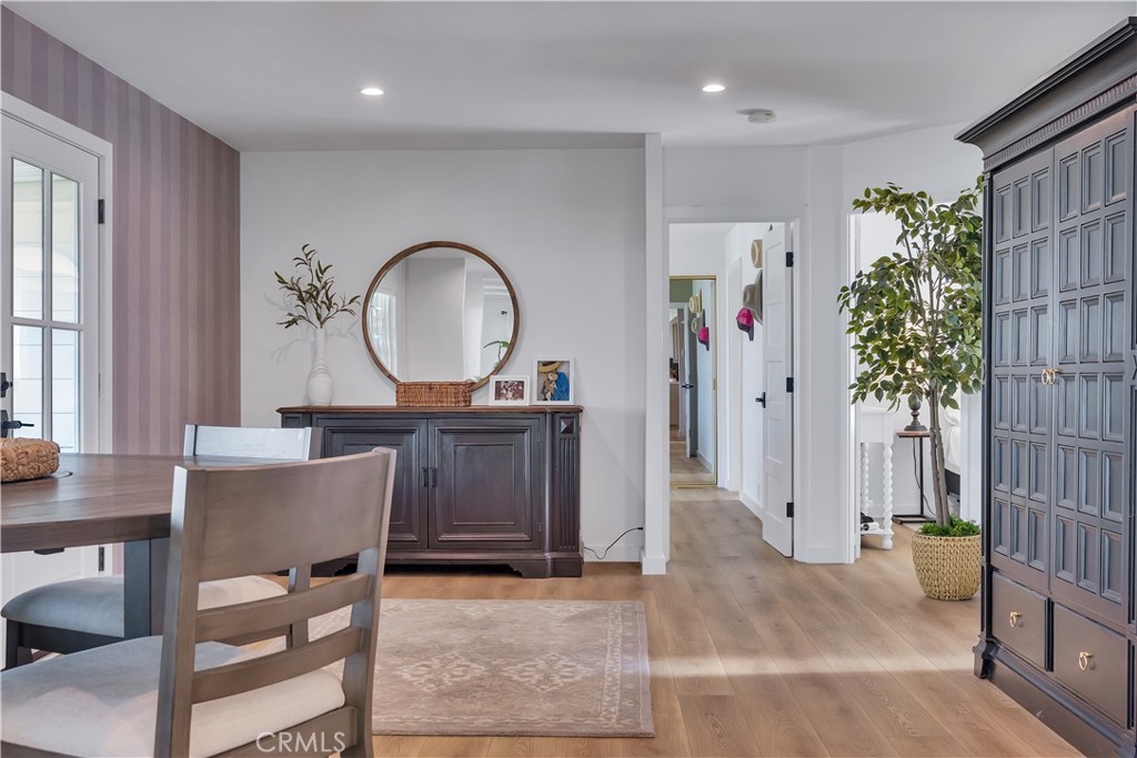 MLS #SB25259523 image #9