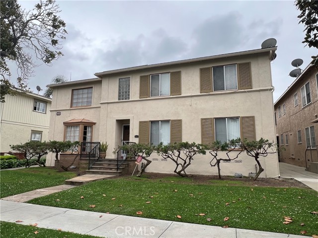 1110 E Carson Street, Long Beach CA: https://media.crmls.org/medias/ea15106e-b3d4-43cf-ad4d-7c50e1aae7ff.jpg