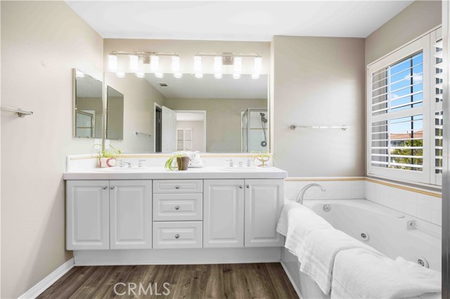 11 Asbury, Irvine CA: https://media.crmls.org/medias/ea153528-af76-4d94-af1f-2b68a14c0182.jpg