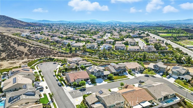 31041 Bridle Way, Menifee CA: https://media.crmls.org/medias/ea159ce9-23b2-4df8-9d7a-dc96a467b52a.jpg