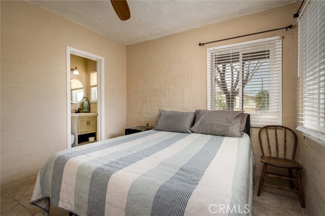 Detail Gallery Image 13 of 29 For 6155 Cahuilla Ave, Twentynine Palms,  CA 92277 - 2 Beds | 1 Baths