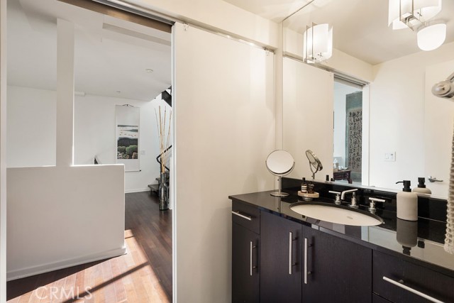 4111 W Sunset Boulevard, Los Angeles CA: https://media.crmls.org/medias/ea163db0-b739-438d-af5d-b9e979884de9.jpg