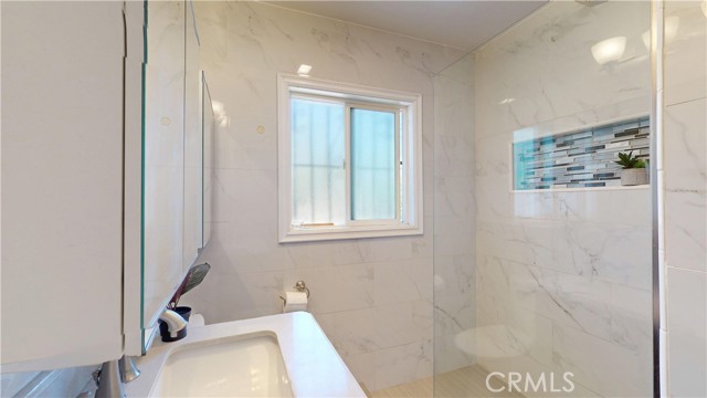 Detail Gallery Image 18 of 49 For 9551 Arleta Ave, Arleta,  CA 91331 - 5 Beds | 4 Baths