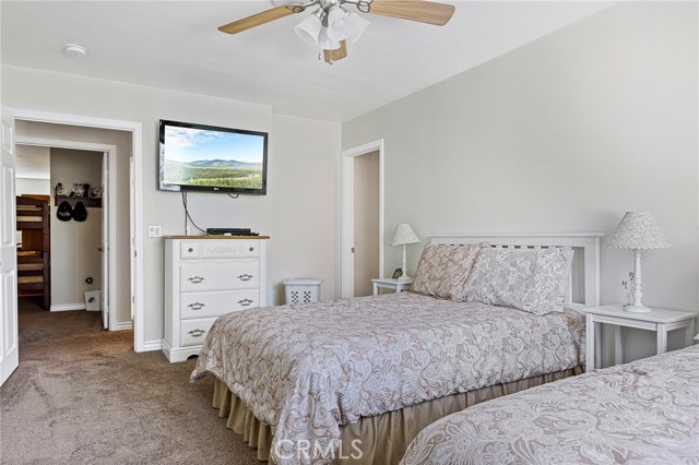 919 Venus Way, Crestline, CA 92325