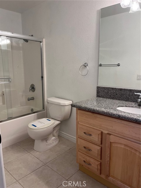 Detail Gallery Image 13 of 29 For 26577 Windjammer Ln, Helendale,  CA 92342 - 4 Beds | 2 Baths