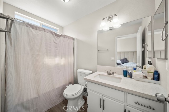 Detail Gallery Image 13 of 23 For 28598 Kristin Ln, Highland,  CA 92346 - 5 Beds | 3/1 Baths