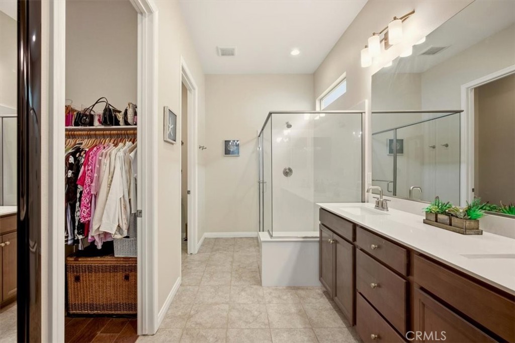 MLS #OC25225065 image #22