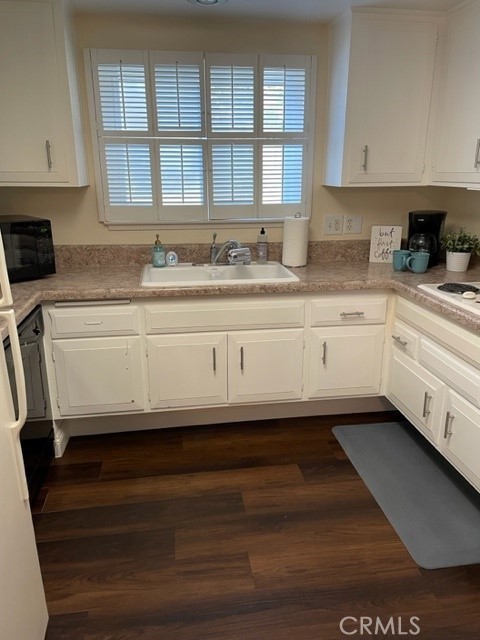 Kitchen with Dishwasher