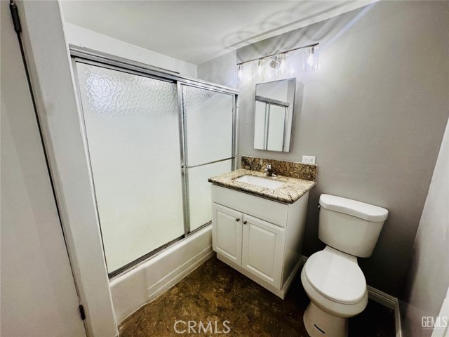 Detail Gallery Image 16 of 22 For 9 Dunlap, Bakersfield,  CA 93309 - 4 Beds | 2 Baths