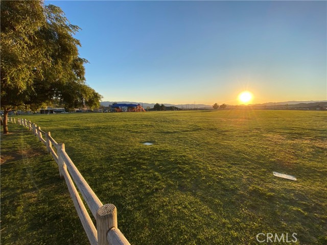 29161 Garnet Canyon Drive, Saugus CA: https://media.crmls.org/medias/ea18687f-799a-441f-9145-1ce4c2921579.jpg