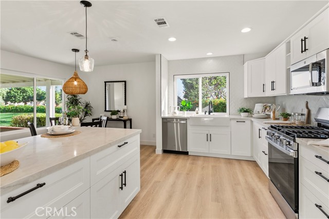 Detail Gallery Image 10 of 33 For 23986 Calle Alonso, Mission Viejo,  CA 92692 - 2 Beds | 2 Baths