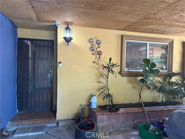 Detail Gallery Image 2 of 13 For 7721 Rhea Ave, Reseda,  CA 91335 - 3 Beds | 2 Baths