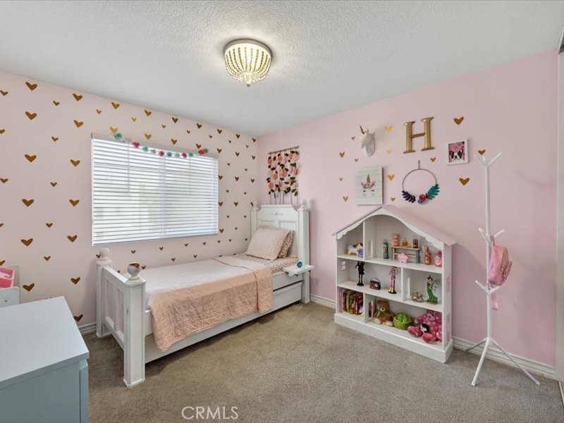 https://media.crmls.org/medias/ea199f55-036d-4be2-bc3e-d7748bf83deb.jpg?preset=X-Large