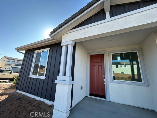 Detail Gallery Image 3 of 36 For 33075 Noir Ave, Winchester,  CA 92596 - 5 Beds | 3/1 Baths