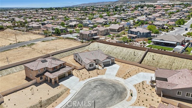 41810 Castello Lane, Palmdale CA: https://media.crmls.org/medias/ea1bfa26-69de-4627-834c-76088877fe94.jpg