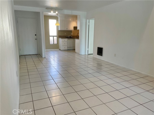 Detail Gallery Image 4 of 37 For 1000 W Macarthur Bld #87,  Santa Ana,  CA 92707 - 1 Beds | 1 Baths