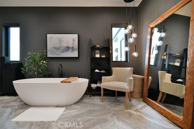 Detail Gallery Image 33 of 36 For 14753 Round Valley, Sherman Oaks,  CA 91403 - 4 Beds | 5 Baths