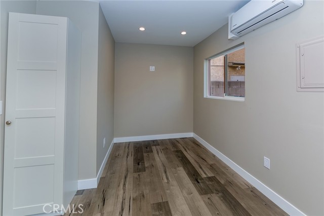 Detail Gallery Image 6 of 12 For 1706 Keeler, Burbank,  CA 91504 - 1 Beds | 1 Baths