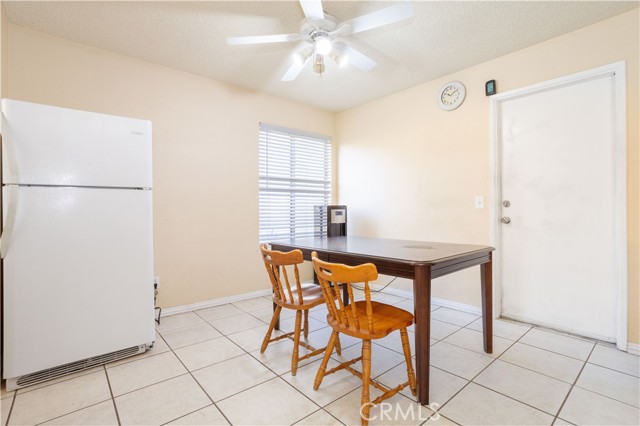 Detail Gallery Image 15 of 25 For 37255 E 28th, Palmdale,  CA 93550 - 3 Beds | 2 Baths