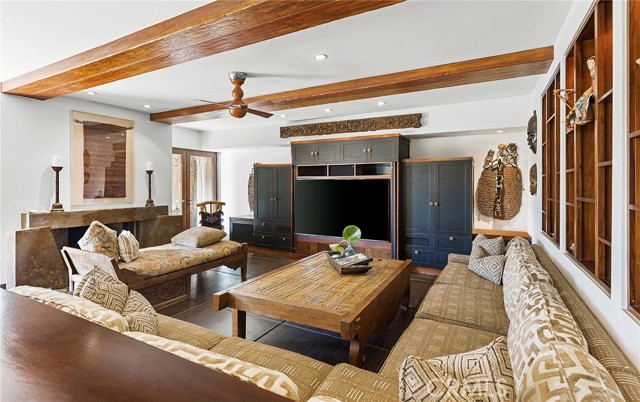 Detail Gallery Image 4 of 30 For 125 Irvine Cove Ct, Laguna Beach,  CA 92651 - 6 Beds | 6/1 Baths