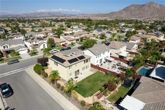 29101 Springshores Drive, Menifee CA: https://media.crmls.org/medias/ea1da7ae-16f1-477a-a8bd-a09fb336e3f2.jpg