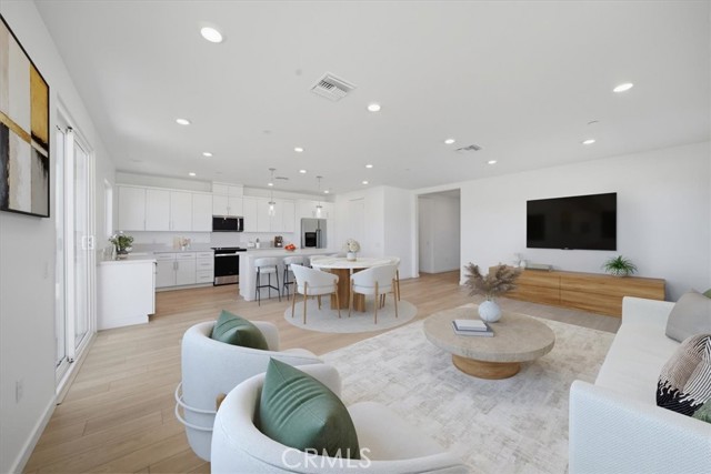 Detail Gallery Image 12 of 40 For 3264 E Avenue J-3, Lancaster,  CA 93535 - 3 Beds | 2 Baths