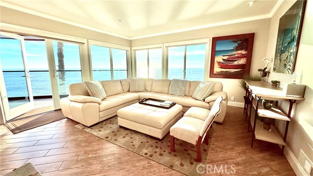 Detail Gallery Image 5 of 49 For 31015 Coast, Laguna Beach,  CA 92651 - 4 Beds | 3/1 Baths