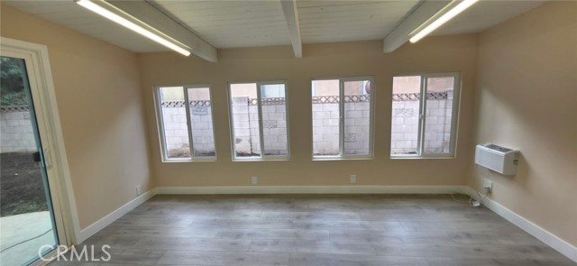 Detail Gallery Image 14 of 15 For 23300 23300 Welby, West Hills,  CA 91307 - 3 Beds | 2 Baths