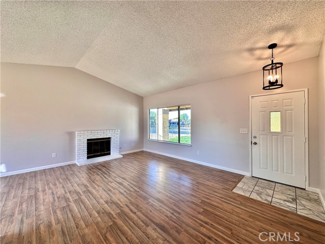 Detail Gallery Image 10 of 51 For 18805 Kross Rd, Riverside,  CA 92508 - 3 Beds | 2 Baths