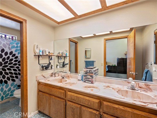 Detail Gallery Image 19 of 30 For 11759 Mohawk Rd, Apple Valley,  CA 92308 - 3 Beds | 2 Baths