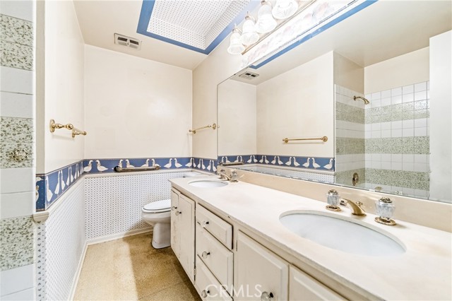 Detail Gallery Image 21 of 46 For 4501 Fir, Seal Beach,  CA 90740 - 4 Beds | 2 Baths