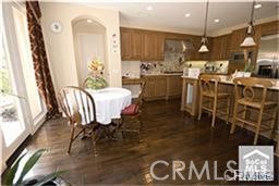 37 Twiggs, Irvine CA: https://media.crmls.org/medias/ea214318-bdf9-4807-b2ef-55b352b1268c.jpg
