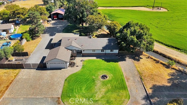 2124 Erle Road, Marysville CA: https://media.crmls.org/medias/ea2232f4-eaf3-494c-ba34-3fc81a541acd.jpg