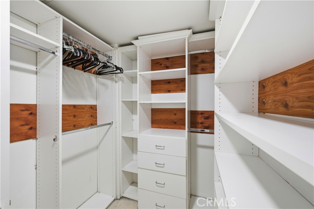 Detail Gallery Image 41 of 55 For 22350 Heritage Pass, Chatsworth,  CA 91311 - 2 Beds | 2/1 Baths