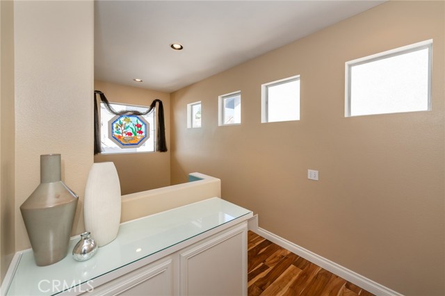 Ea23b84d D4cc 45e7 Bc5a 17ff5e10d5f3