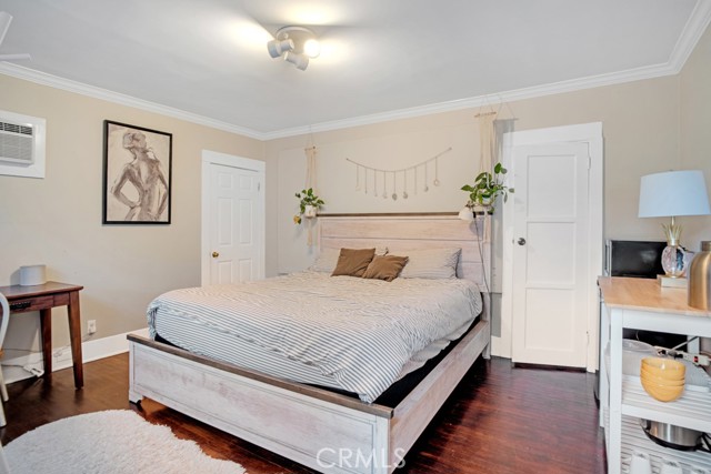Detail Gallery Image 12 of 37 For 3031 4th Ave, Los Angeles,  CA 90018 - 6 Beds | 4/1 Baths