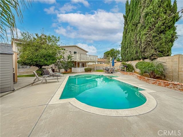 Detail Gallery Image 21 of 22 For 1814 Glenview Ave, Simi Valley,  CA 93063 - 4 Beds | 2/1 Baths