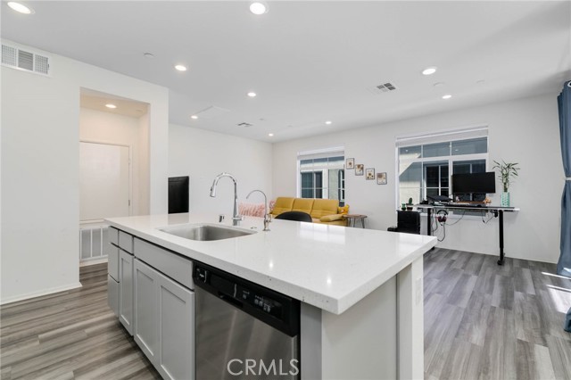 Detail Gallery Image 10 of 26 For 1003 Hudson, West Covina,  CA 91790 - 2 Beds | 3 Baths