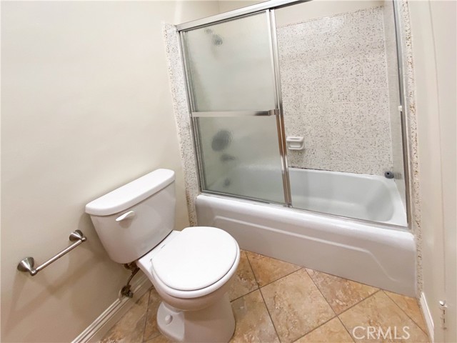 908 15th Street, Santa Monica CA: https://media.crmls.org/medias/ea25c0ad-3777-4bcf-b10f-7c84bf8d6295.jpg